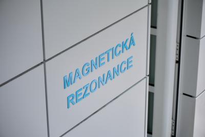 PROHLÍDKA MAGNETICKÉ REZONANCE